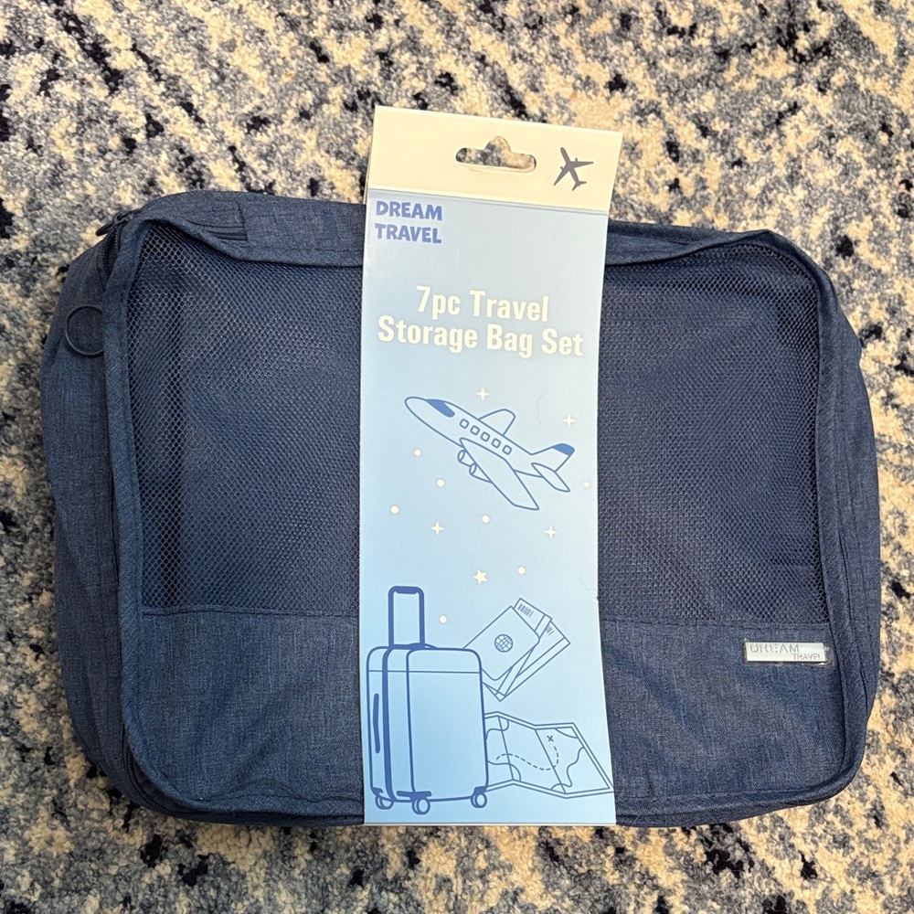 NWT 7 piece Travel Storage Bag Set
